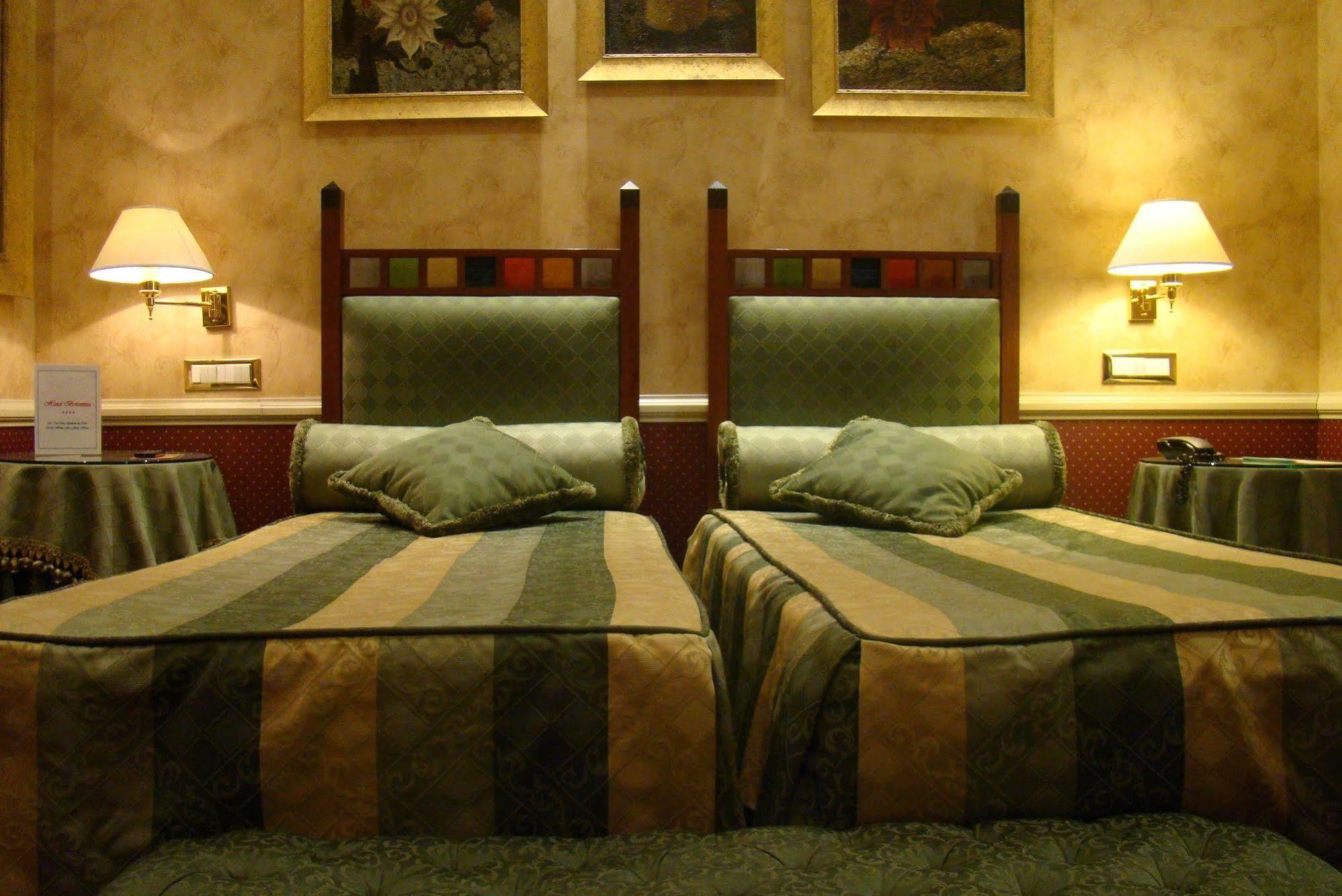 Hotel Britannia Rimini Marina Centro Dış mekan fotoğraf