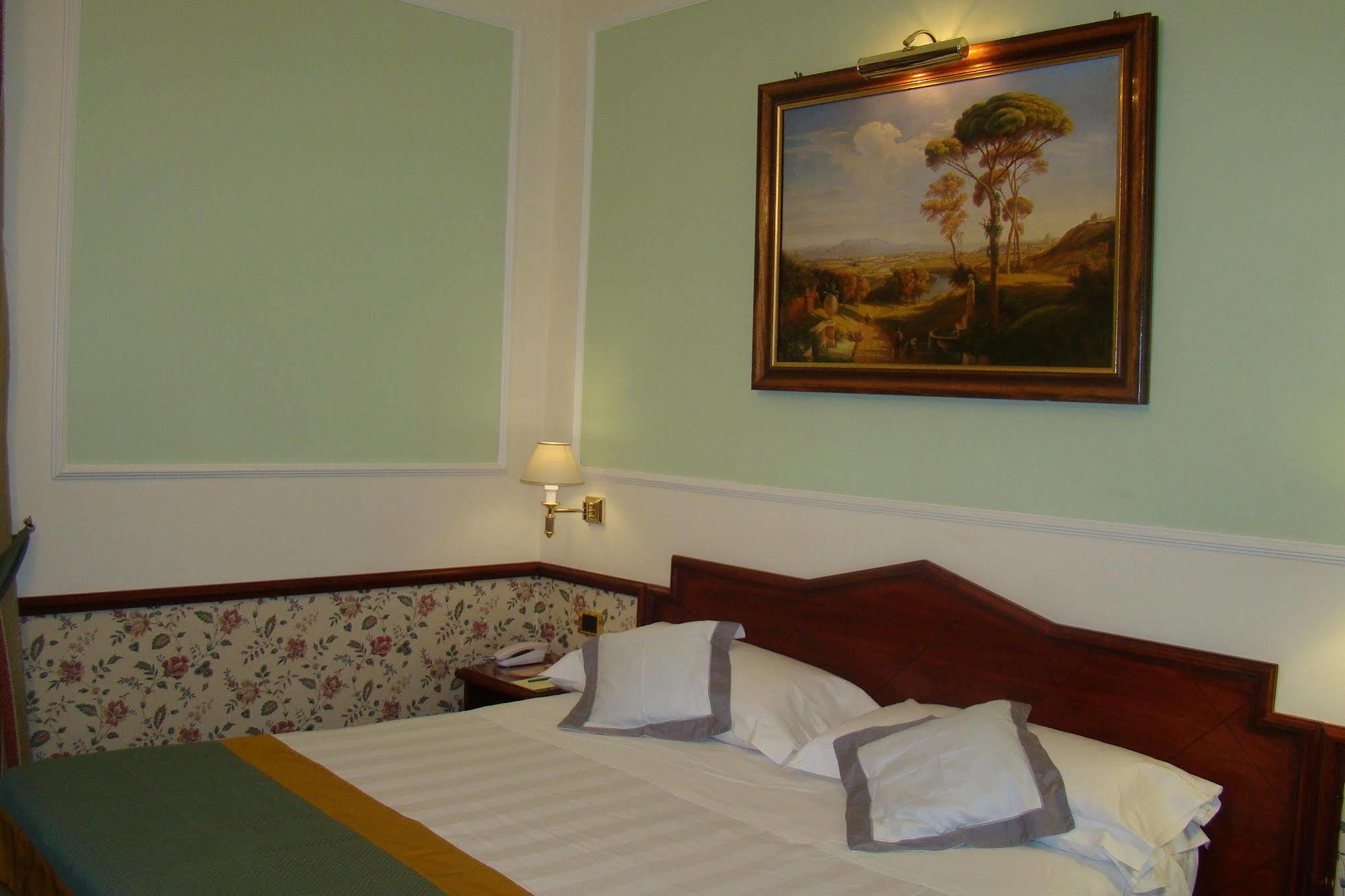 Hotel Britannia Rimini Marina Centro Dış mekan fotoğraf