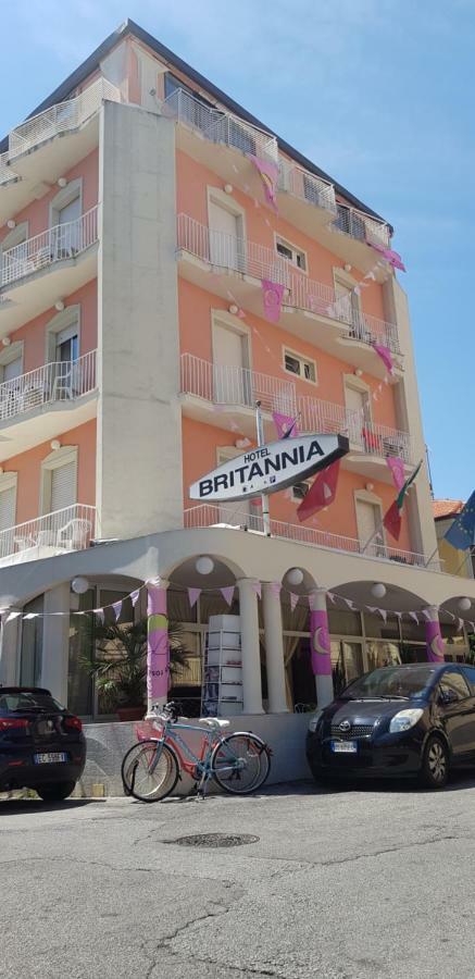 Hotel Britannia Rimini Marina Centro Dış mekan fotoğraf